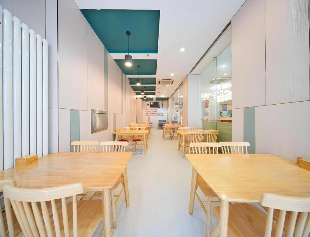 Jinjiang Inn Qingdao Wuxi Square Nanjing Road Metro Station Экстерьер фото
